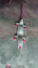 Escultura de Jacaré em Pneu Reciclado – Ideal para Quintais e Paisagismo Sustentável