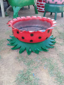 aso Bacia Morango Artesanal em Pneu – Design Ecológico para Varandas e Quintais