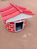 Casinha Artesanal para Pet Feita com Pneu – Design Ecológico para Ambientes Externos