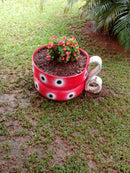 Xícara Grande Decorativa Feita com Pneu Reciclado – Arte Artesanal para Plantas