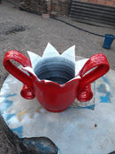 Vaso Jarro Exótico de Pneu Reciclado – Ideal para Quintais e Espaços Externos