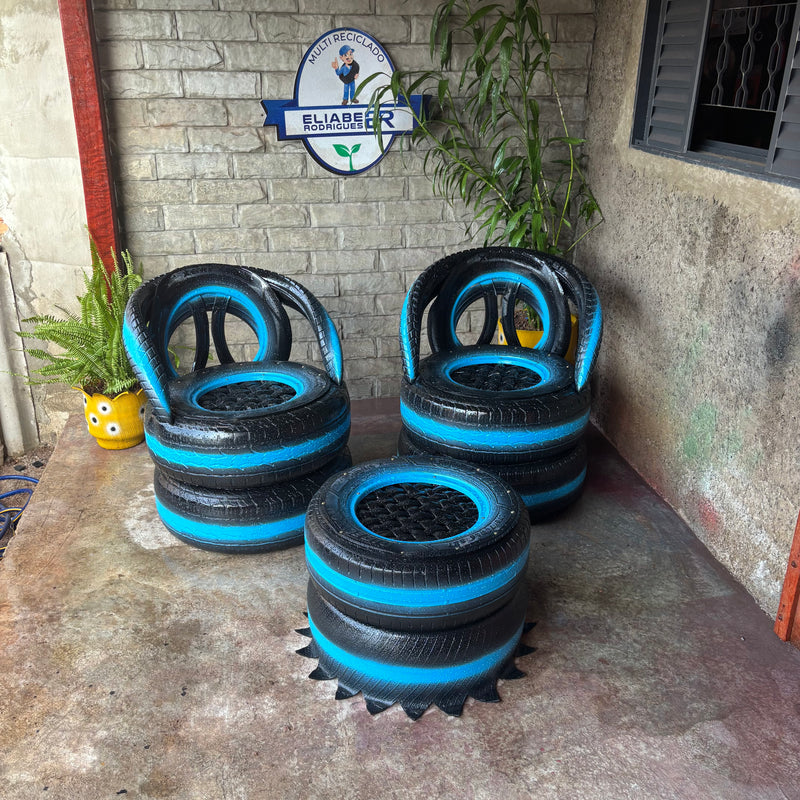 2 Poltrona Mais Um Mesinha Ecológica Simples Feita com Pneus – Conforto e Estilo para Ambientes Externos