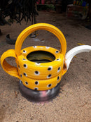 Vaso Chaleira Média em Pneu Reciclado – Decoração Sustentável para Jardim